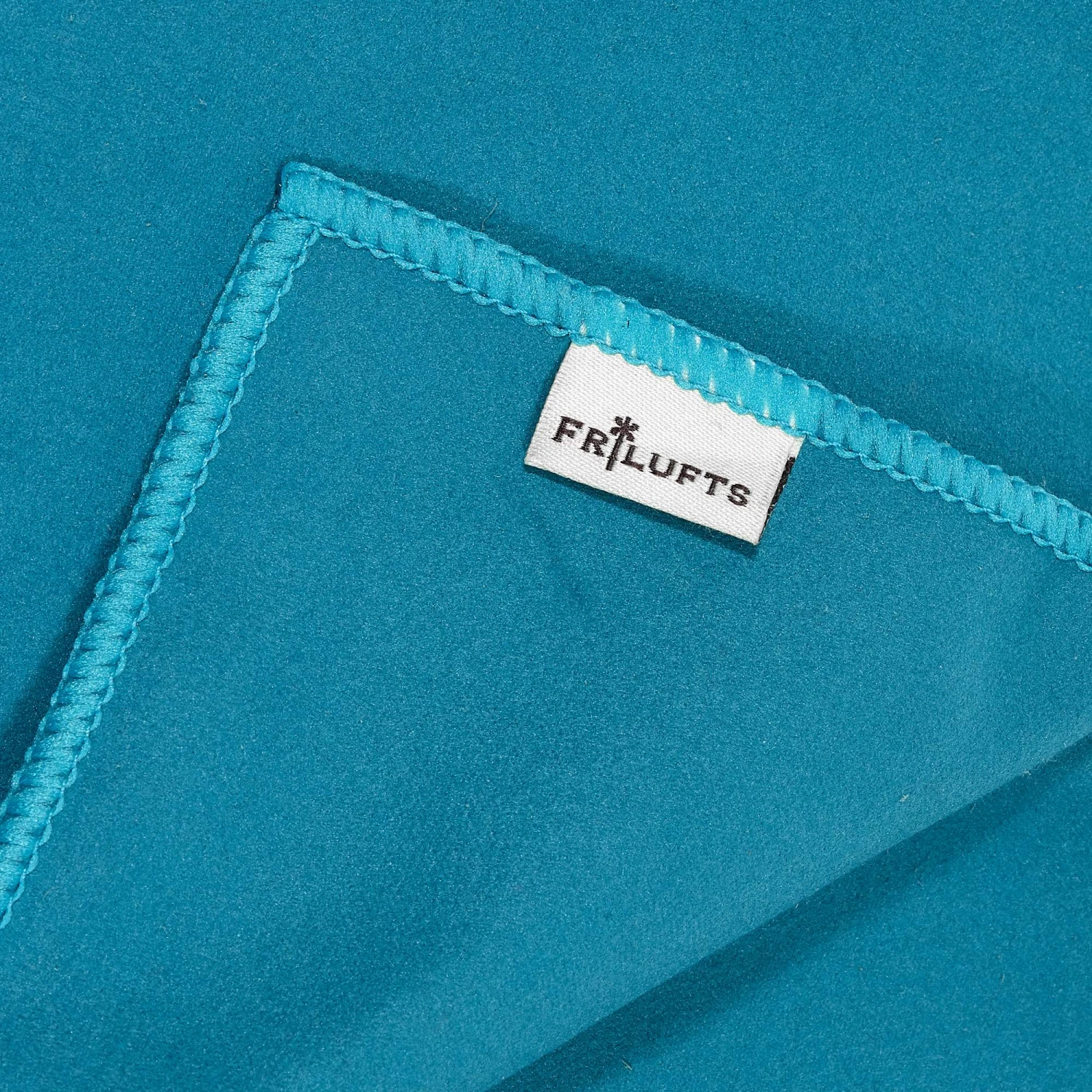 FRILUFTS MICROFIBRE TOWEL - Reisehandtuch Blau 2 FRILUFTS MICROFIBRE TOWEL - Reisehandtuch Blau – Bild 2